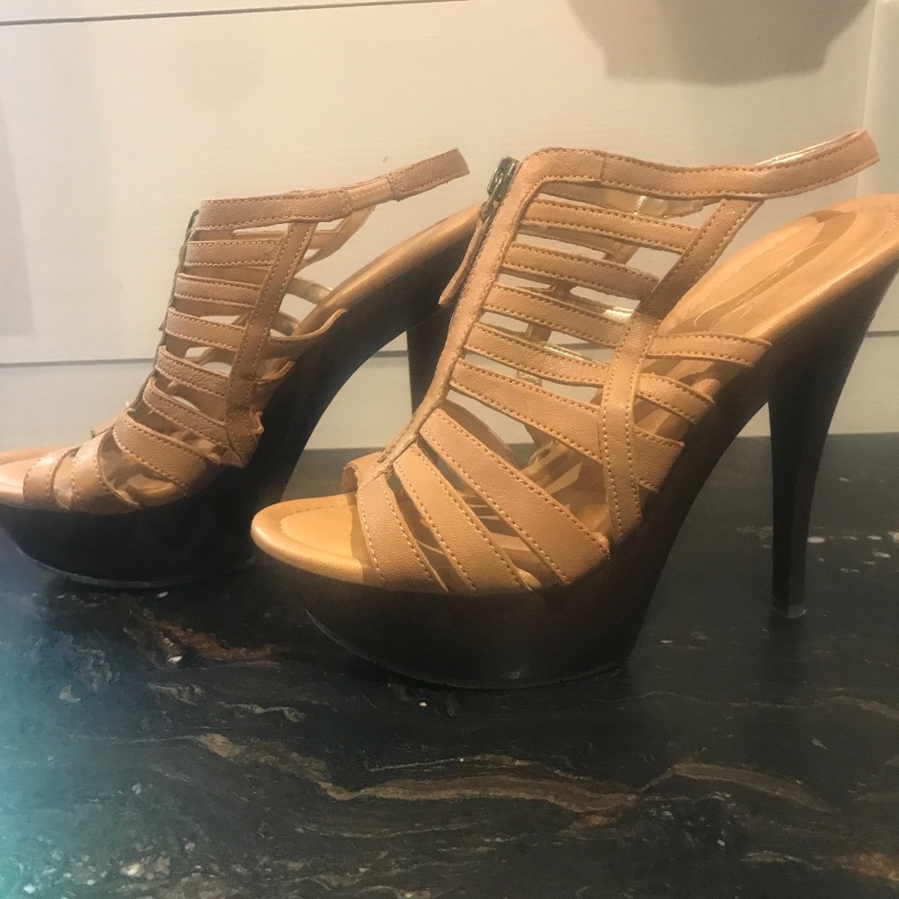 Jessica Simpson heels